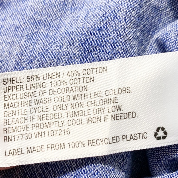 Isabel Maternity by Ingrid & Isabel Top Chambray White Embroidery Sleeveless💙🤍 - Picture 8 of 11